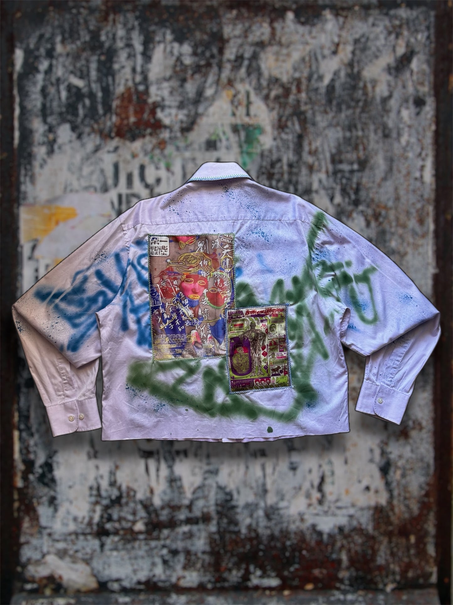 Sprayed light purple shirt with art pictures