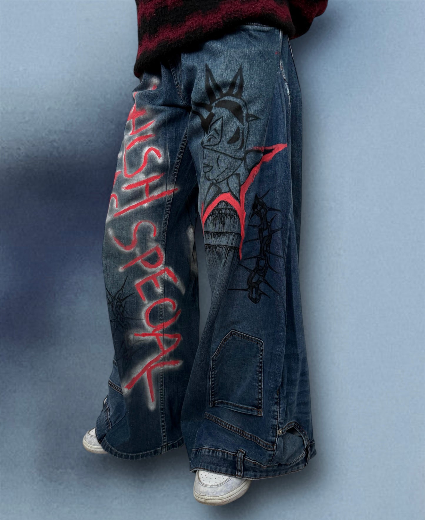 “Special” baggy jeans with art