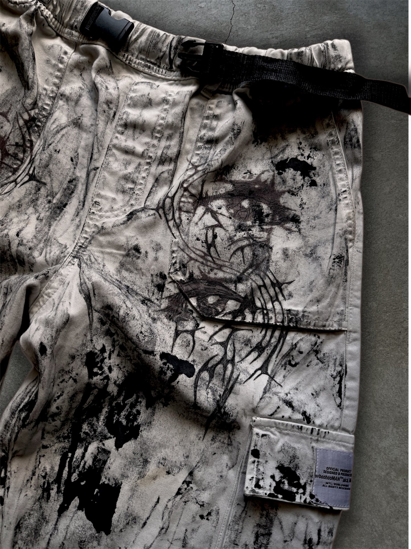 1/1 upcycled white trousers