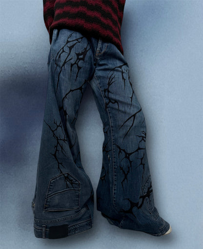 “Arrofor” upcycled jeans