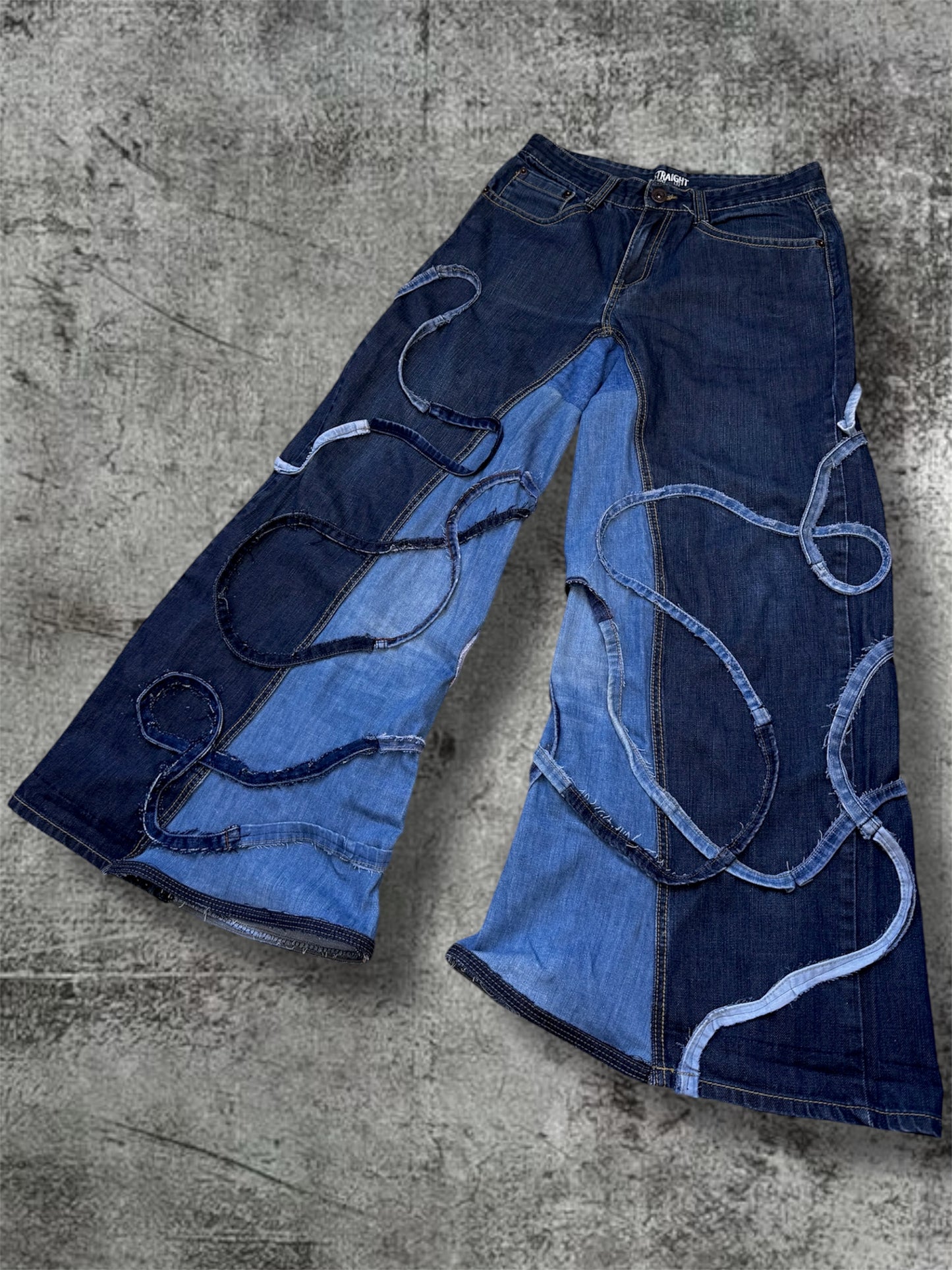Baggy wide leg jeans with stripes