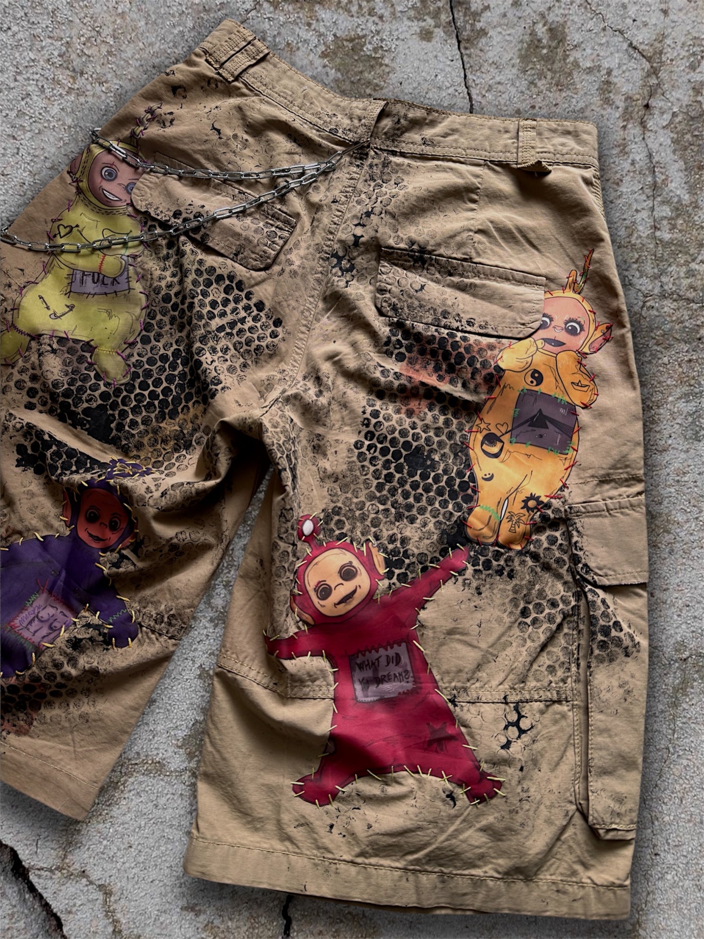 Teletubbies 1/1 upcycled jorts