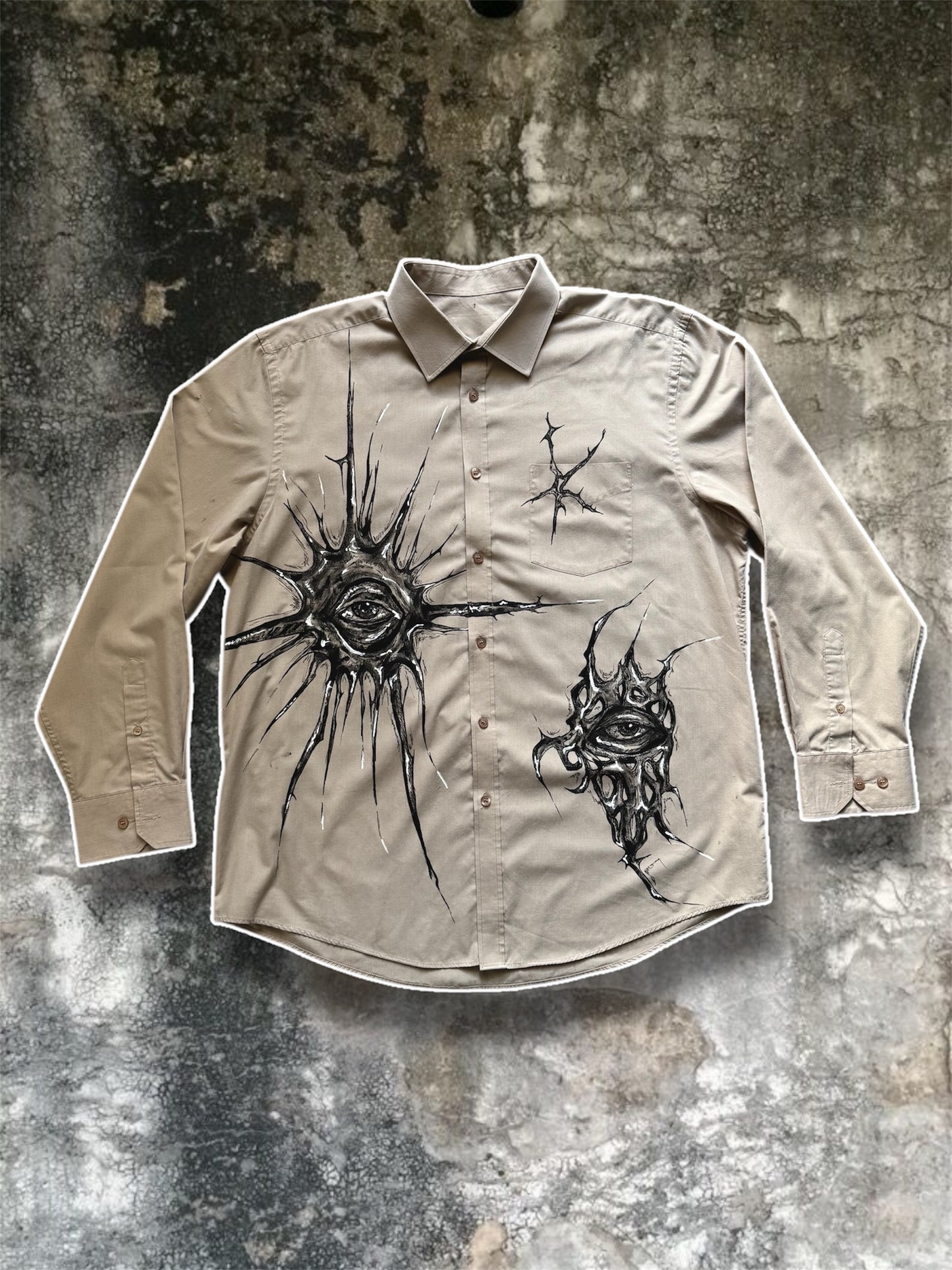 “Flying eye” handpainted shirt