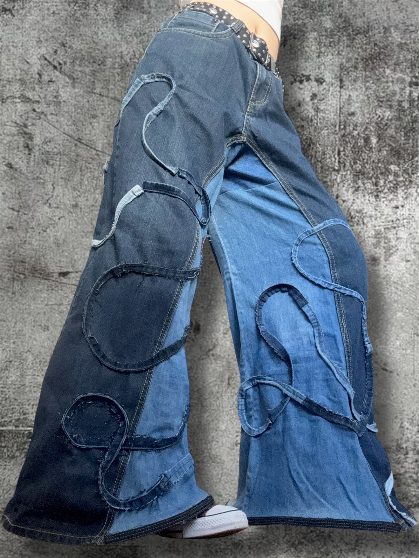 Baggy wide leg jeans with stripes