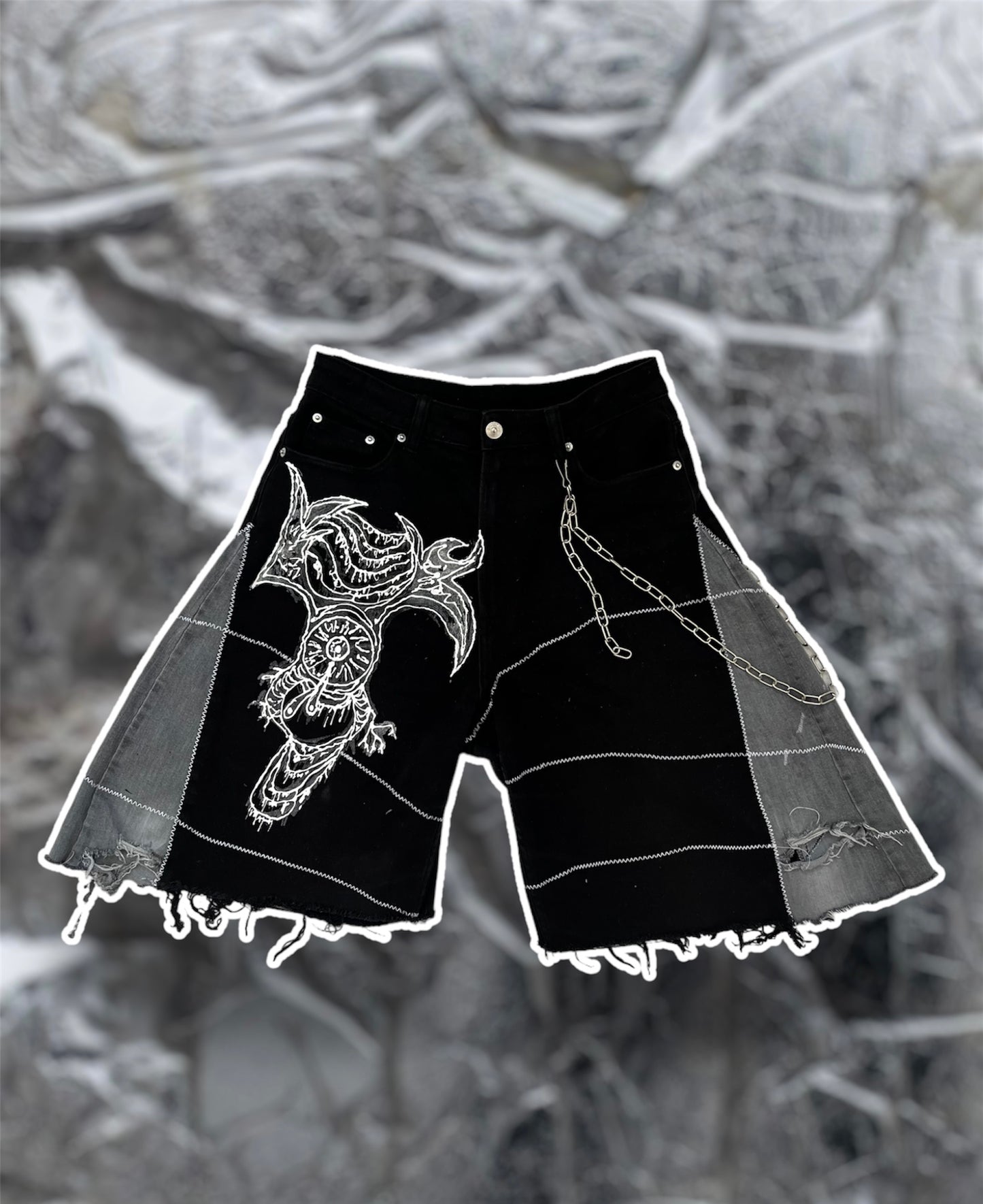 Wide denim shorts with 3D art
