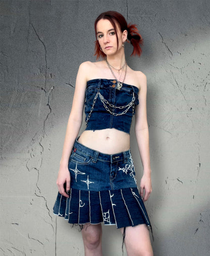 Pleated denim skirt with 3D art