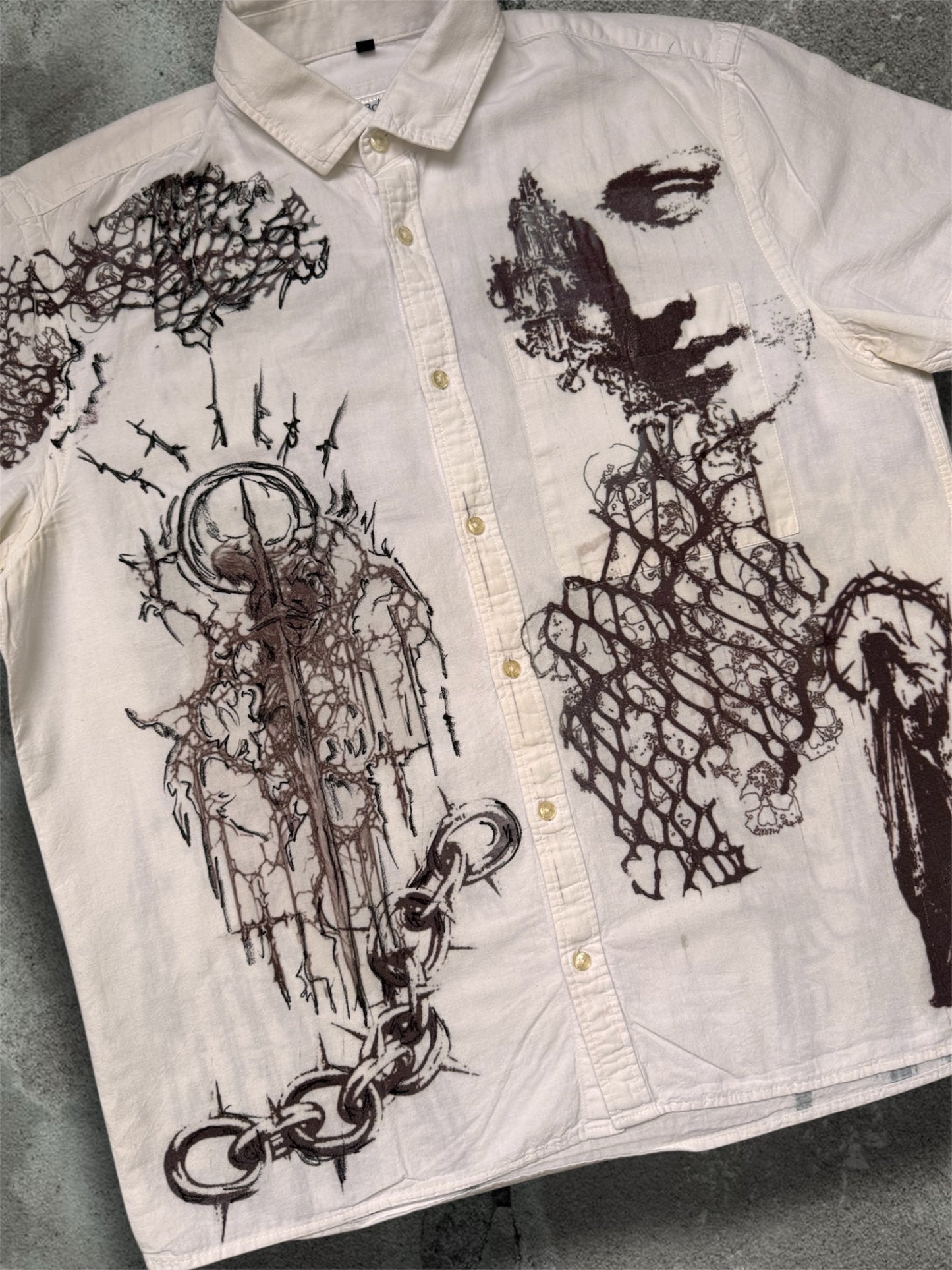 “Magic church” remade white shirt