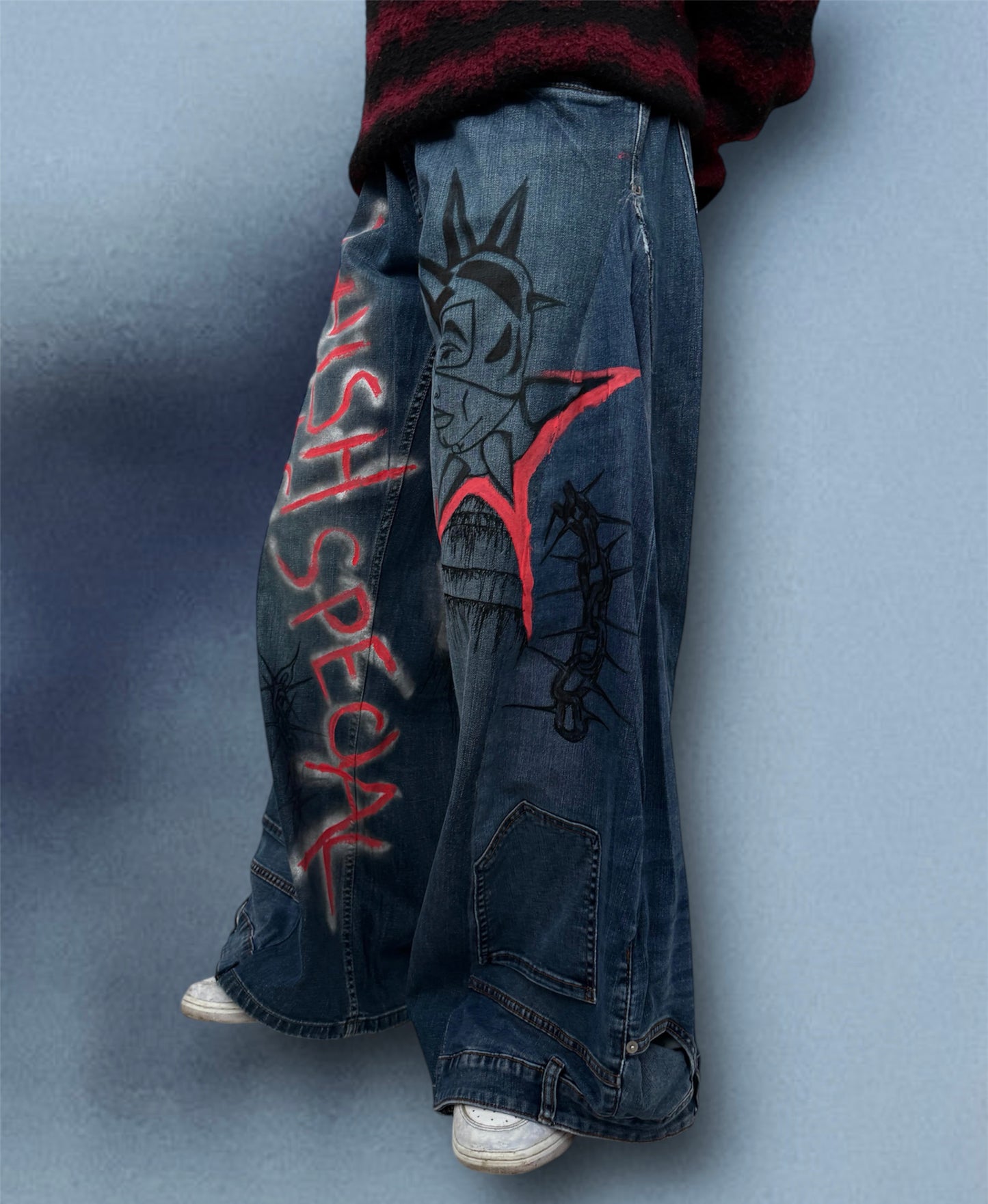 “Special” baggy jeans with art