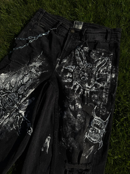 “Rabbit eye” 1/1 upcycled hand painted jorts