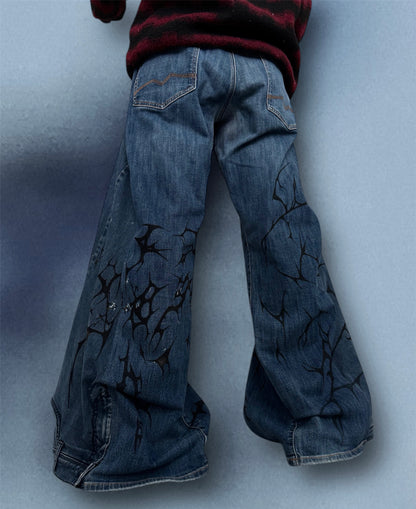 “Arrofor” upcycled jeans