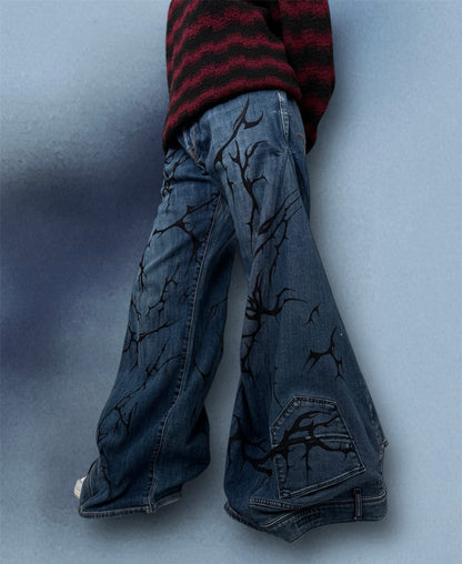 “Arrofor” upcycled jeans
