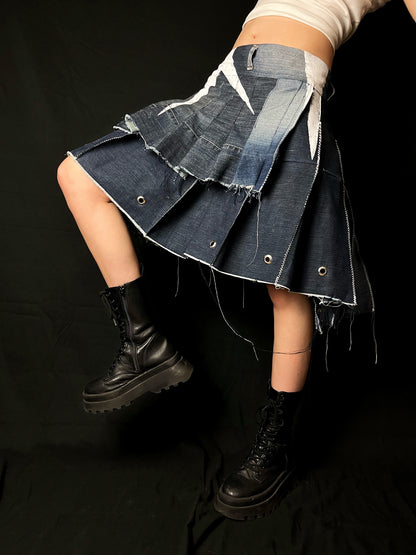 Adjustable pleated denim skirt made of repurposed materials
