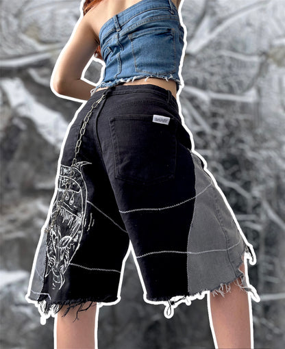 Wide denim shorts with 3D art