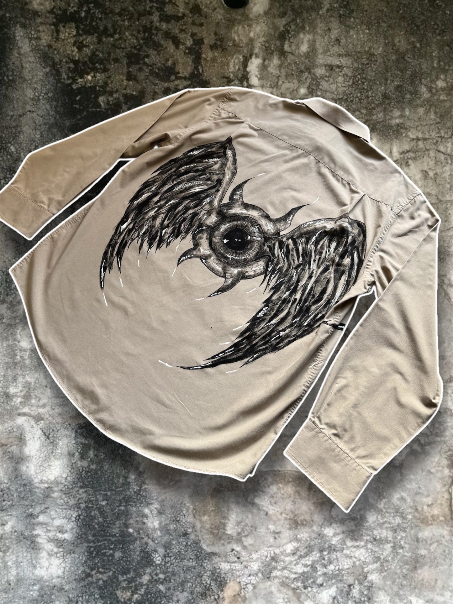 “Flying eye” handpainted shirt