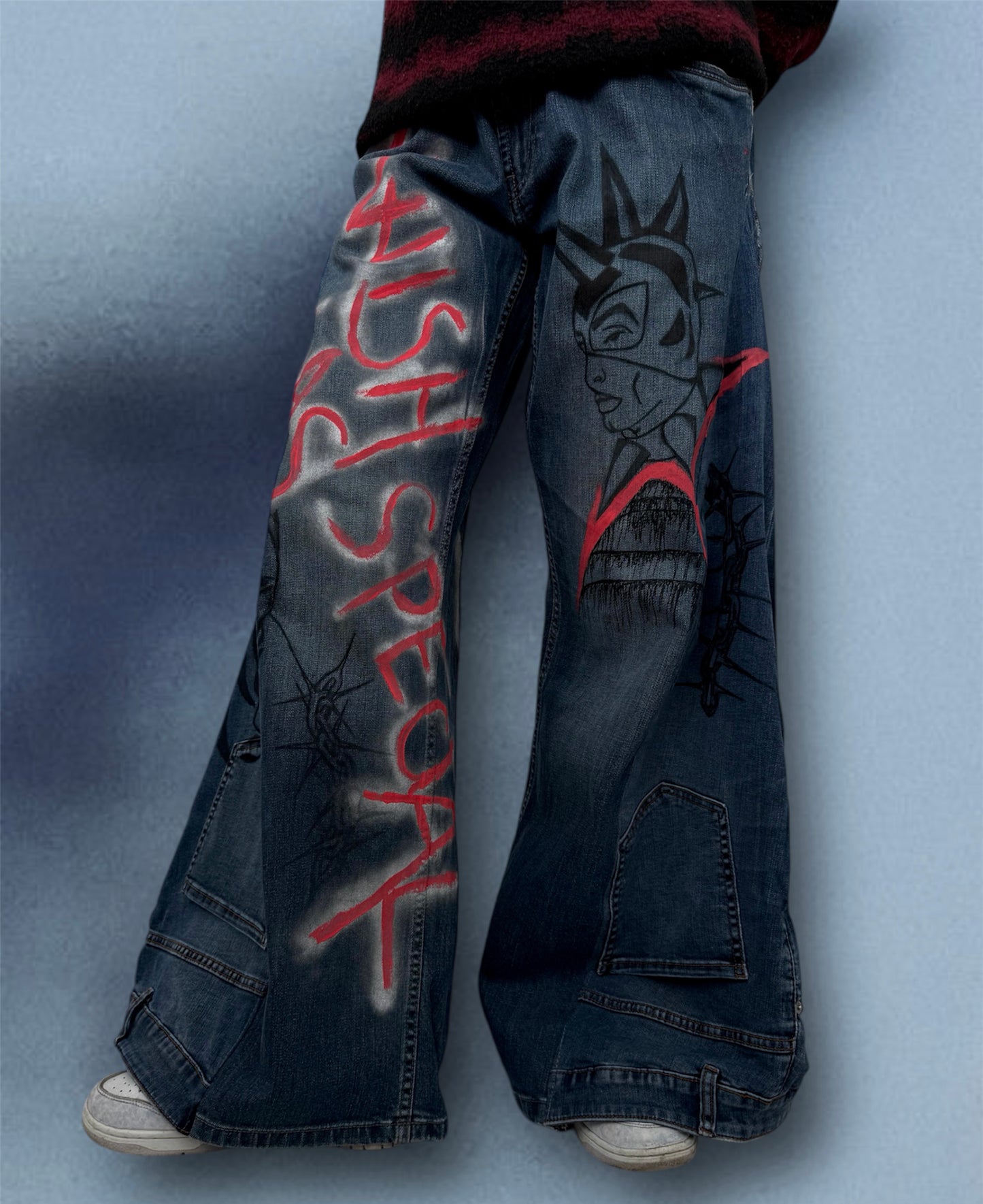 “Special” baggy jeans with art