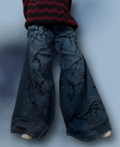“Arrofor” upcycled jeans