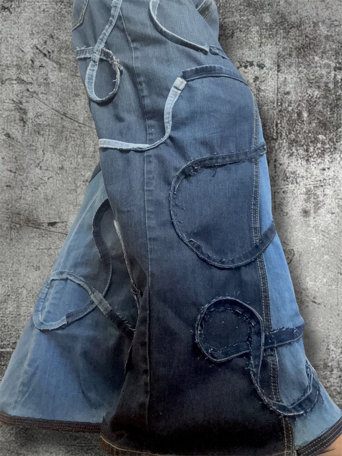 Baggy wide leg jeans with stripes