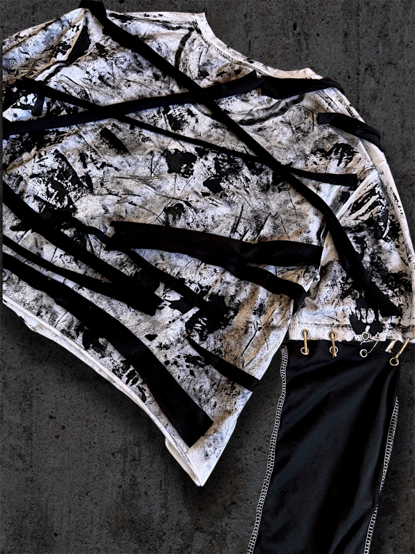 Upcycled black and white cropped T-shirt