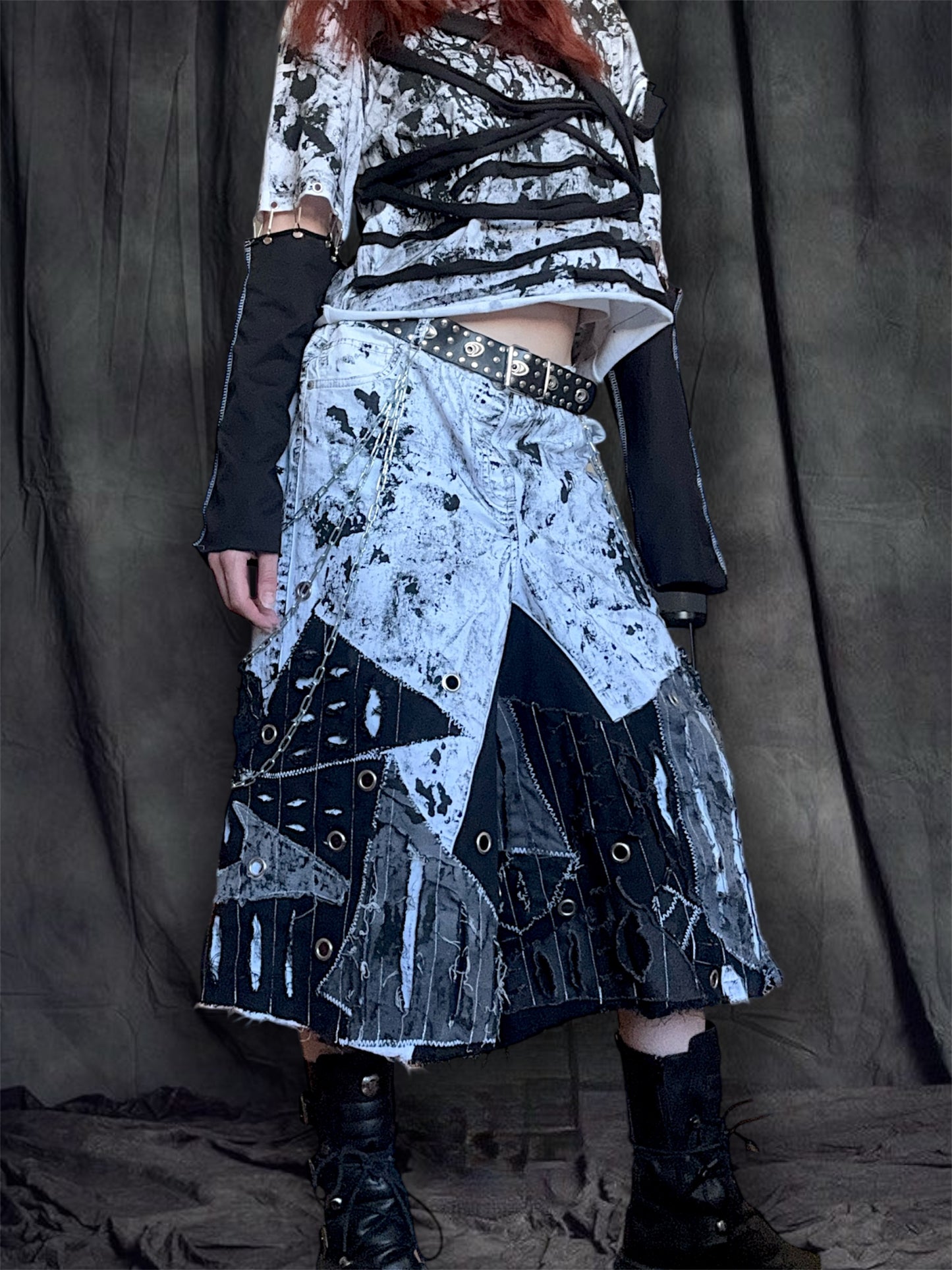 Upcycled black and white cropped T-shirt