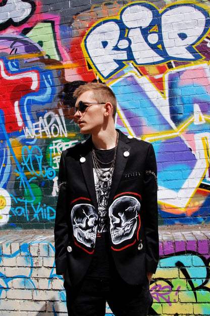 SKULL LOVE - Upcycled unisex blazer - sustainable clothing - punky style - handpainted