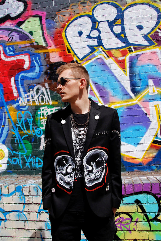 SKULL LOVE - Upcycled unisex blazer - sustainable clothing - punky style - handpainted