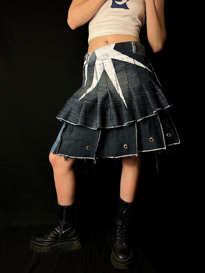 Adjustable pleated denim skirt made of repurposed materials